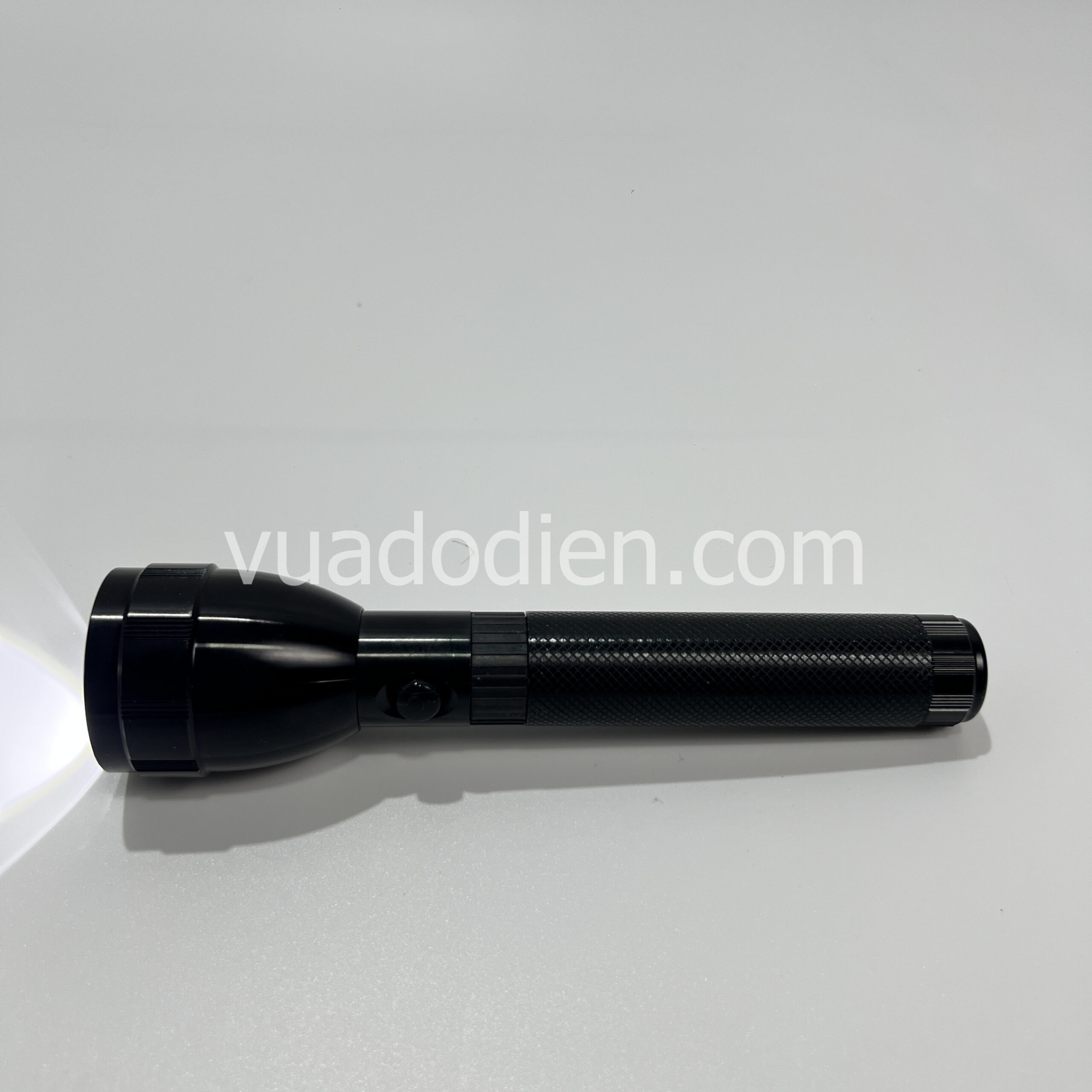 Đèn pin cầm tay siêu sáng Wasing WFL-203 5W chiếu xa 600m (7)_result Đèn pin cầm tay siêu sáng Wasing WFL-203 5W chiếu xa 600m 5
